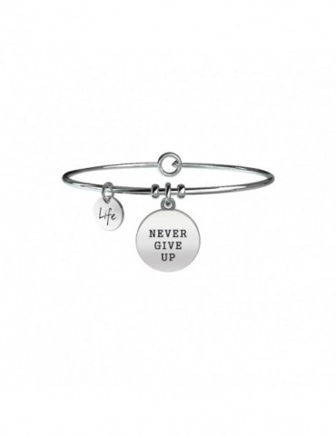 NEVER GIVE UP | TENACIA